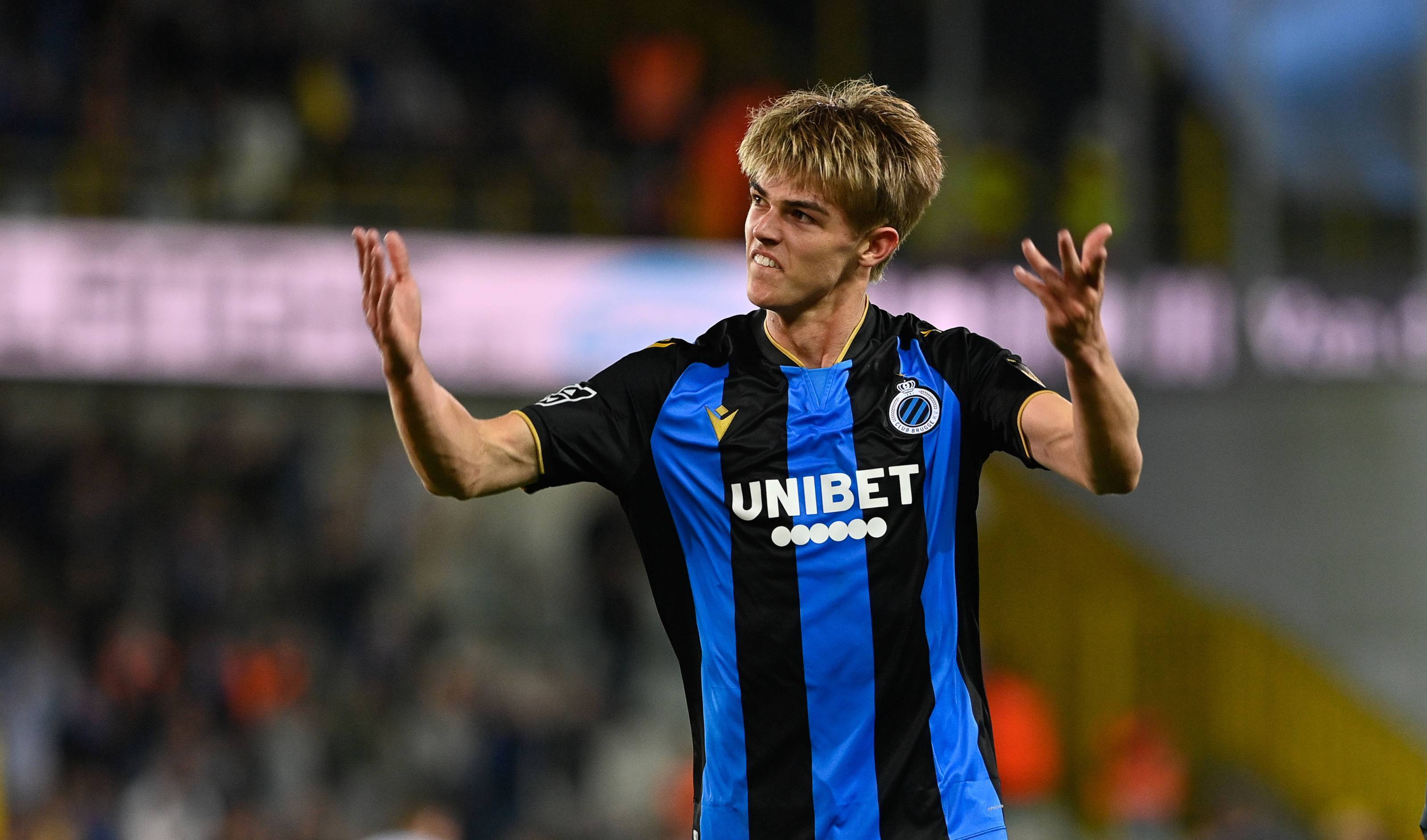 菲尼克斯太阳训练开放日，转会期伤情更新引欢呼，葡超在即，资深球员宣示担当-开云